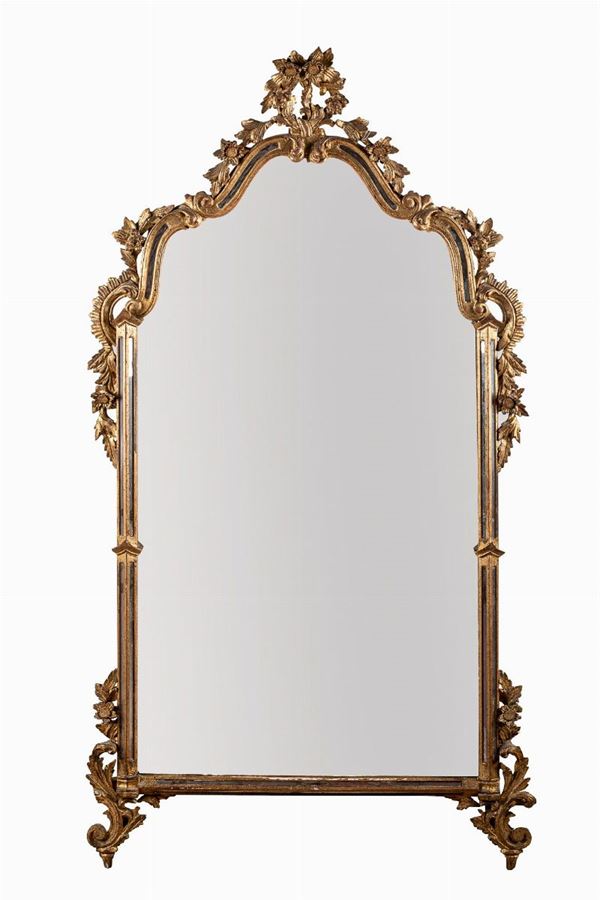 Specchiera in legno dorato