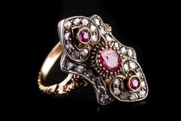Low gold and silver ring