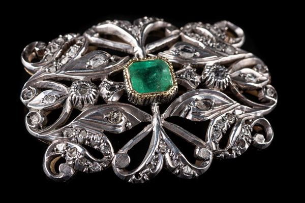 Spilla in oro basso e argento