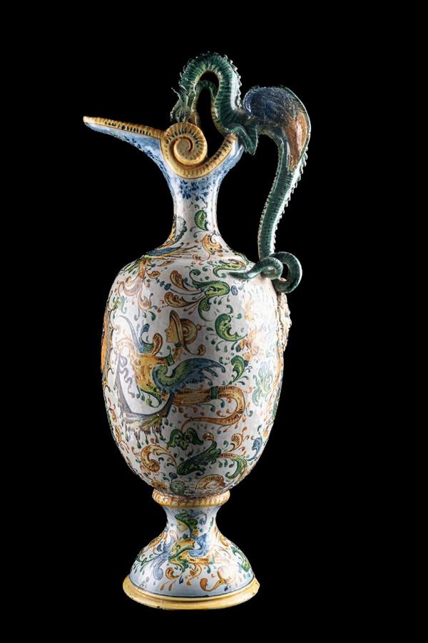 Vaso a becco in ceramica