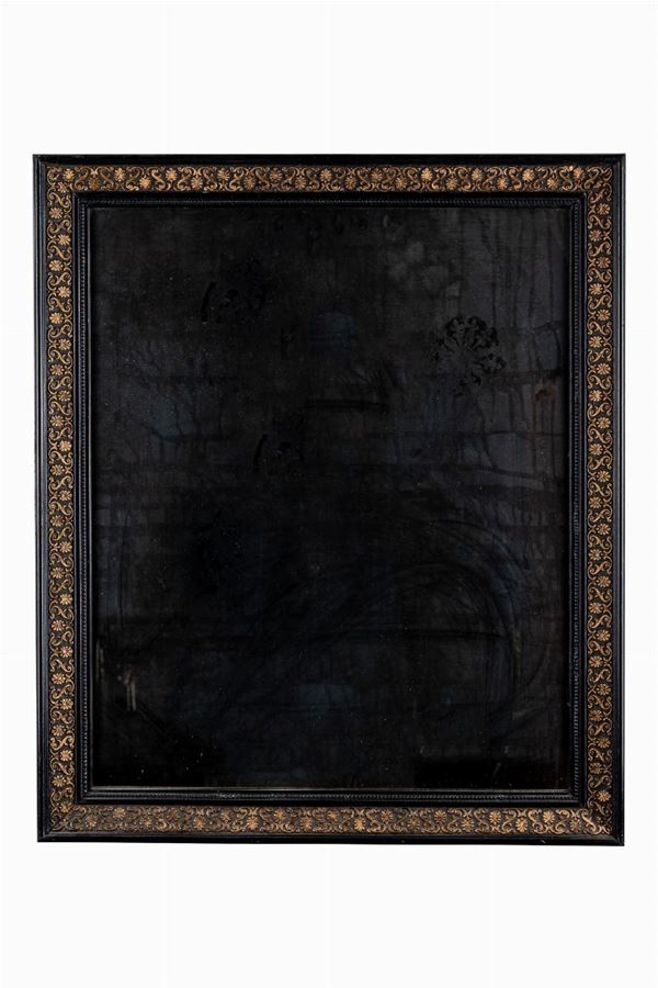Mirror in lacquered and gilded wood