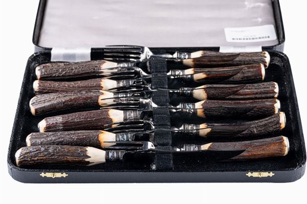 Steel cutlery set