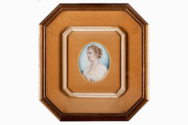 Female bust miniature