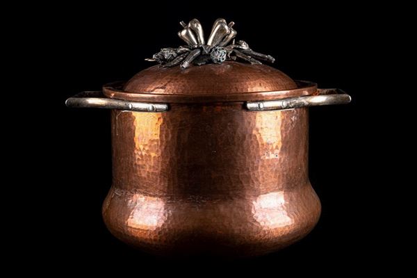 Copper pot