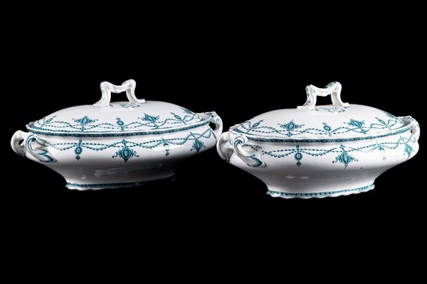 Coppia di zuppiere in ceramica bianca