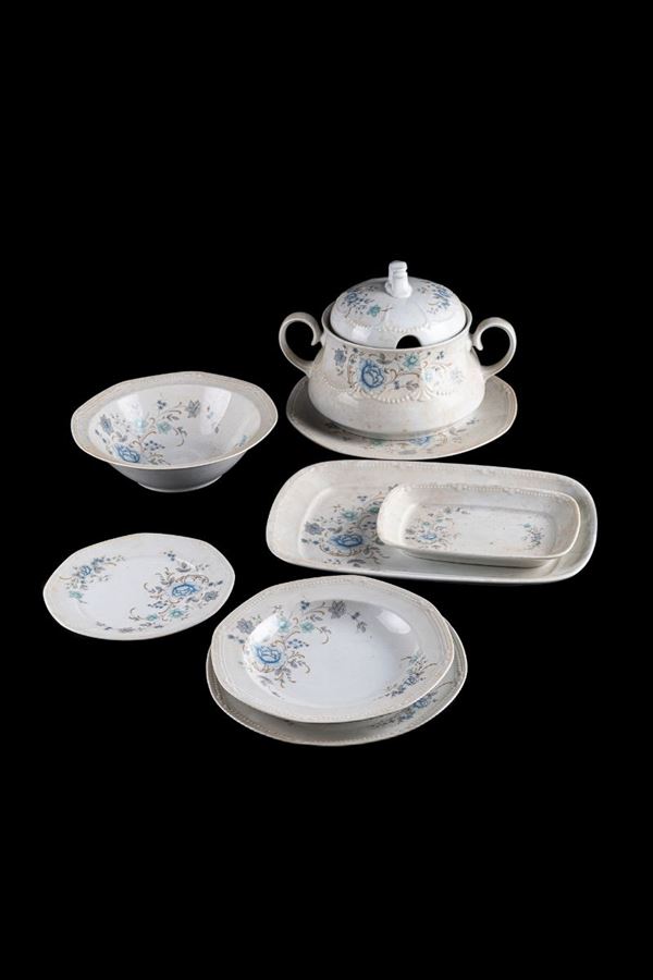 Dinner service for 12 people