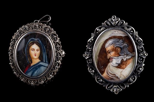 Lotto di due spille/ciondoli in argento 800