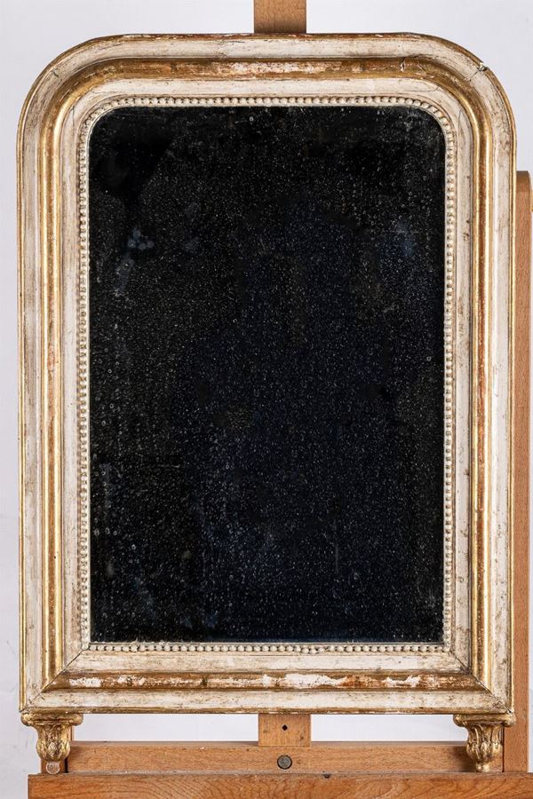 Mirror in gilded wood