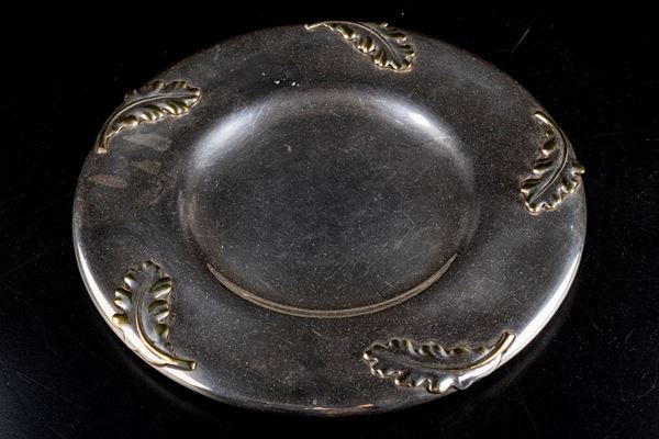 Tray in silver metal