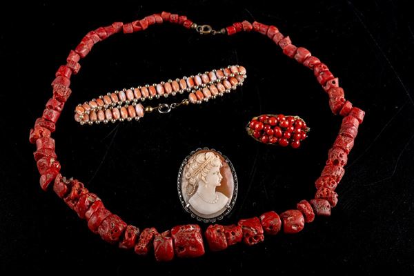 Lot of 4 coral and silver objects