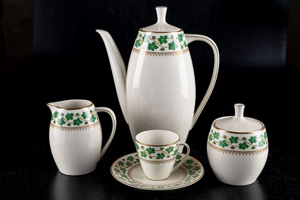 Coffee service consisting of 21 pieces