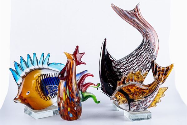 Lot of 3 fish and 1 rooster