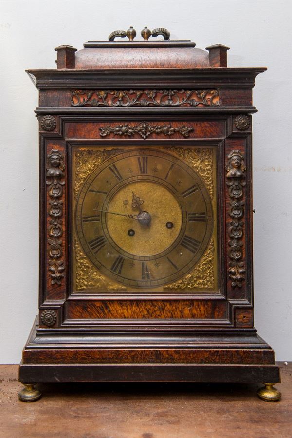 Countertop clock