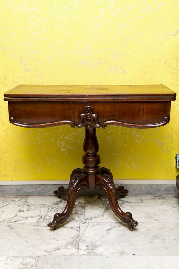 Booklet wall table