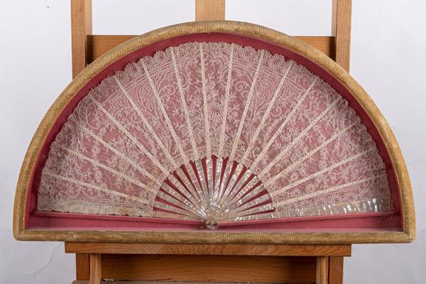 Folding fan