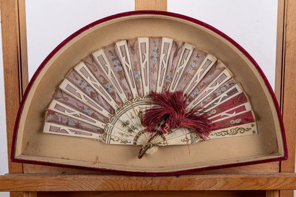 Folding fan