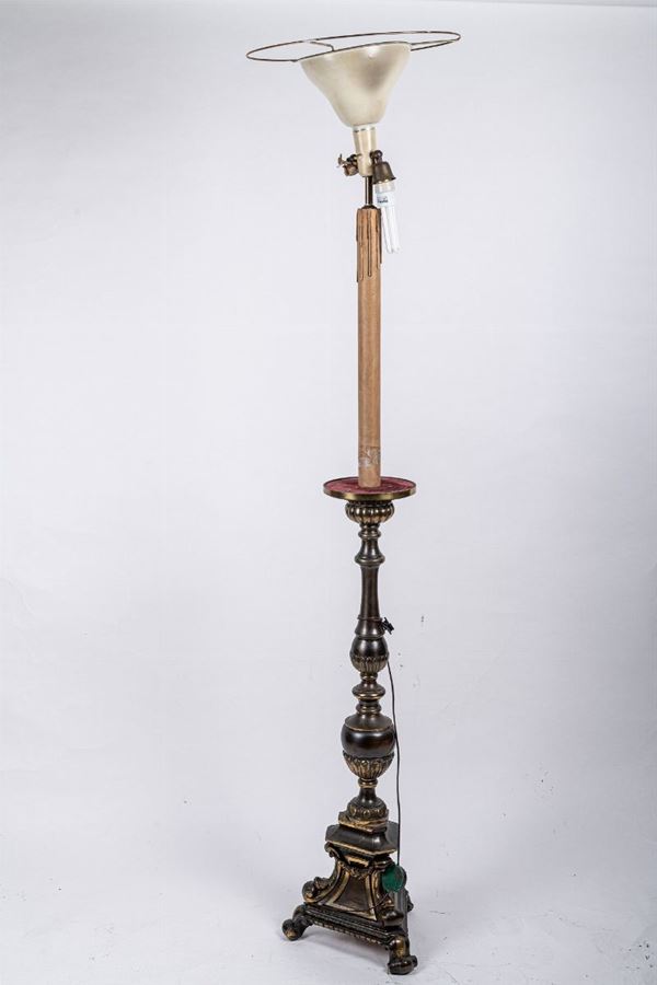 Electrified candlestick