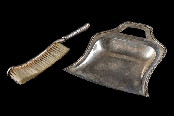 800 silver crumb remover