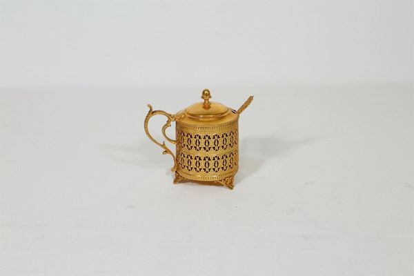 Mustard in gilded silver