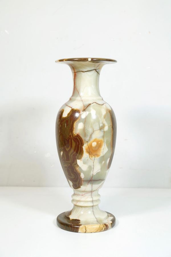 Onyx vase