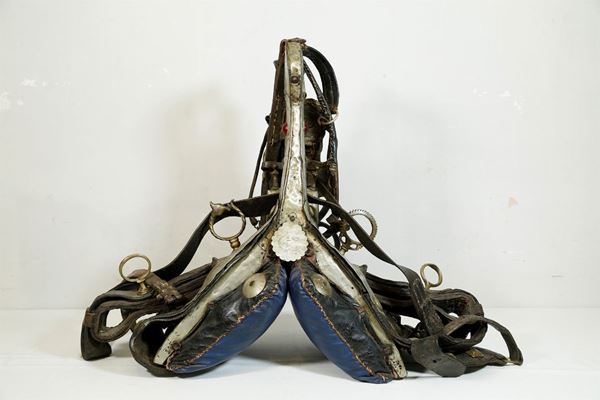 Basto e testiere  (Italia, fine XIX secolo)  - Asta Fine Art e arredi con una selezione di opere proveniente da un collezionista privato - DAMS Casa d'Aste
