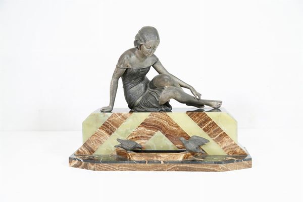 Dama con uccellini  (Periodo Art Deco')  - Asta Fine Art e arredi con una selezione di opere proveniente da un collezionista privato - DAMS Casa d'Aste