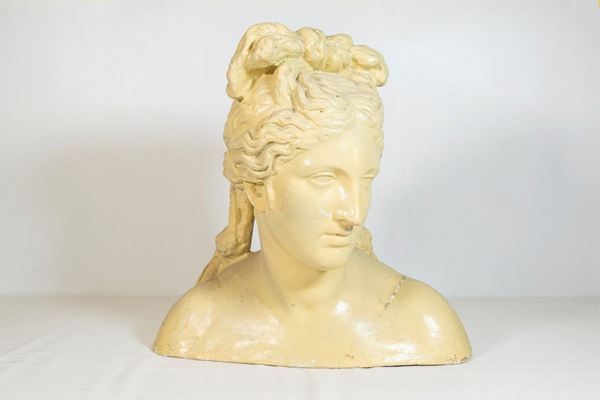 Busto di figura muliere