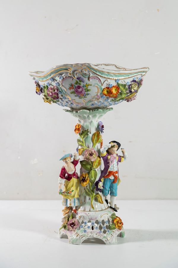 Polychrome porcelain centerpiece