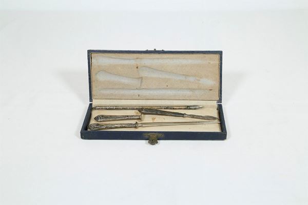 Desk set with pad