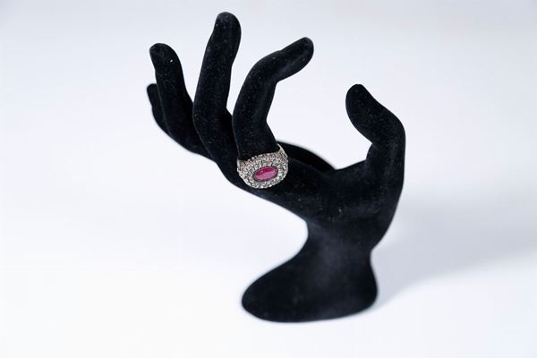 Low gold ring  - Auction Fine art and furniture with a selection of old masters from a private collector - DAMS Casa d'Aste