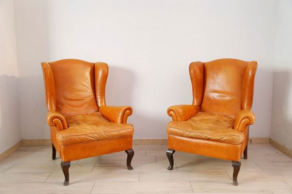 Coppia di poltrone  (Italia, metà XX secolo)  - Asta Fine Art e arredi con una selezione di opere proveniente da un collezionista privato - DAMS Casa d'Aste