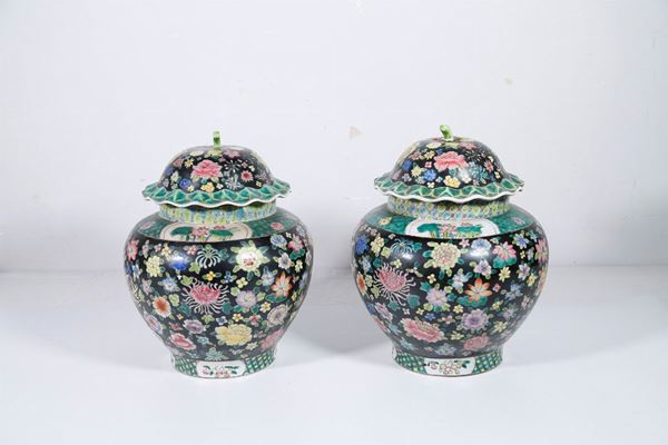 Pair of potiches