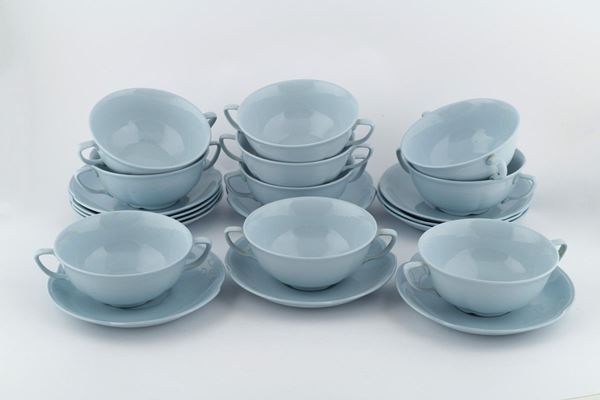 Serving of broth cups in 21 pieces