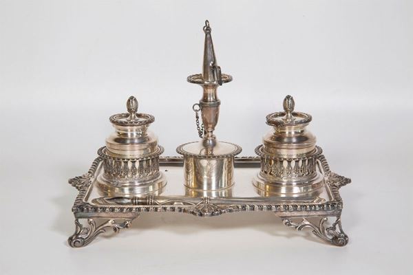 Set da scrivania in argento 800/1000  (Italia, metà XX secolo)  - Asta Fine art e arredi provenienti da collezionisti privati - DAMS Casa d'Aste