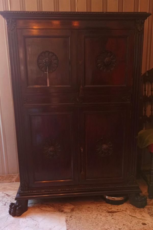 Credenza