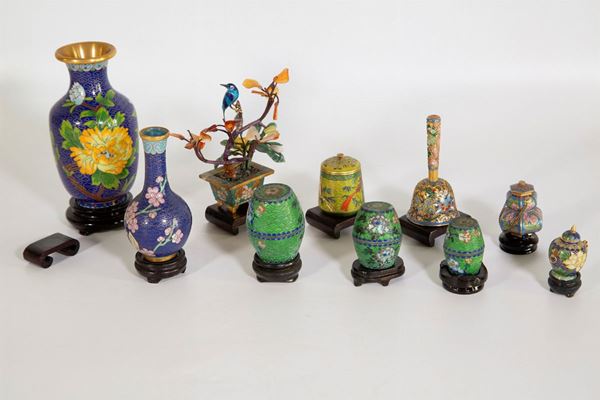 Lot of 10 items