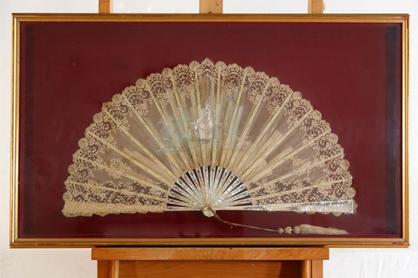 Mother of pearl fan  (France, early 20th century)  - Auction Fine art and furniture from private collectors - DAMS Casa d'Aste