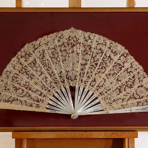 Folding fan