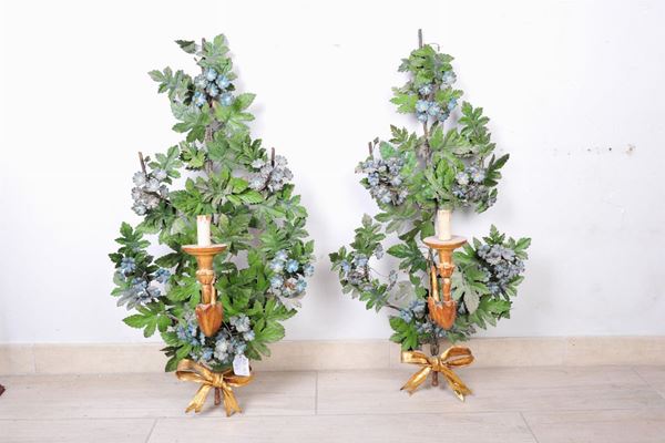 Pair of wall sconces