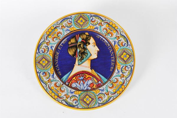 Piatto da pompa  (Deruta, seconda metà XX secolo)  - Asta Importanti arredi antichi e moderni provenienti da illustri collezioni romane - DAMS Casa d'Aste