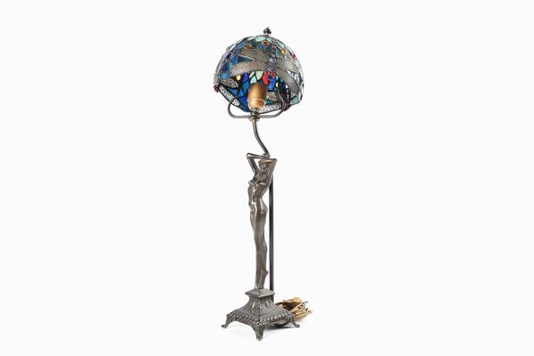 Table lamp