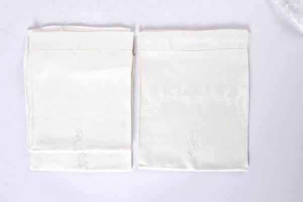 Lot of 3 towels
