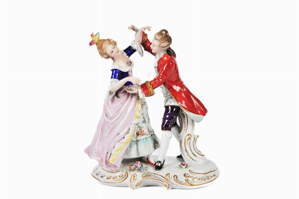 Costume dance