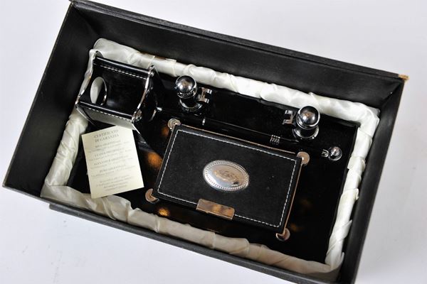 Desk set in 800/925 silver