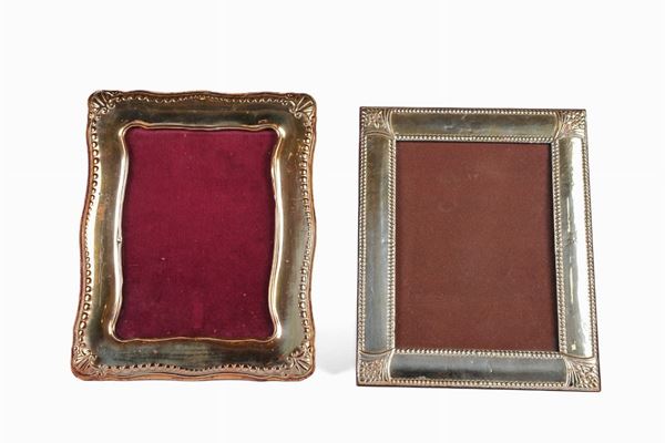 Lot of 5 frames