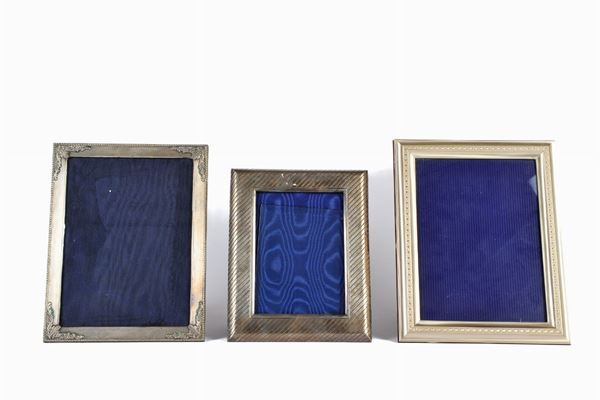 Lot of 6 frames