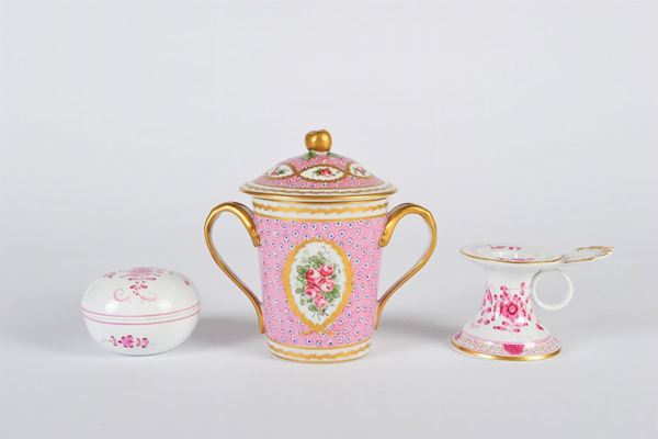 Lot of 3 porcelain objects