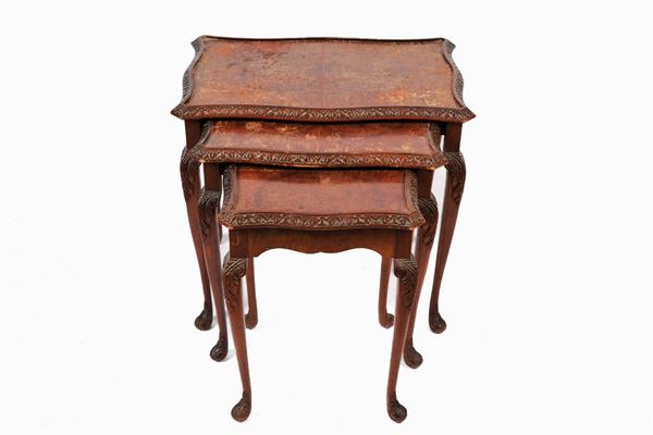 Tables in cigogne