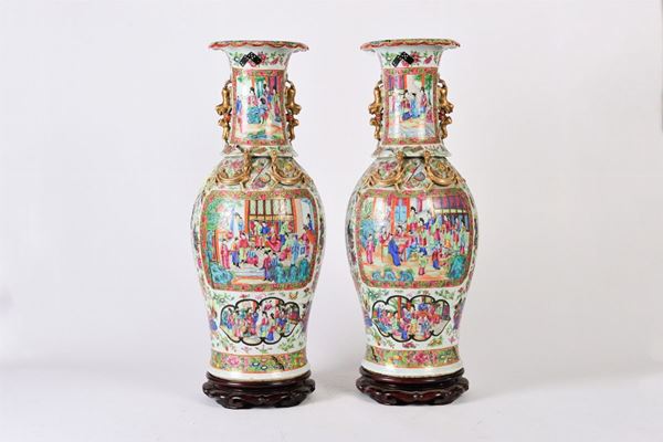 Pair of vases