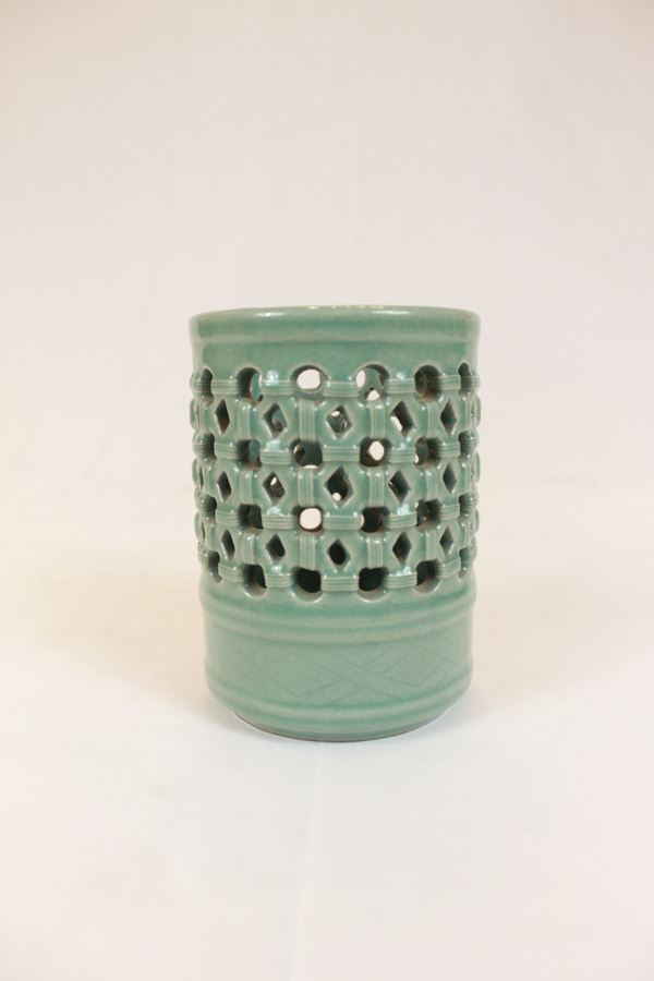 Cylindrical vase